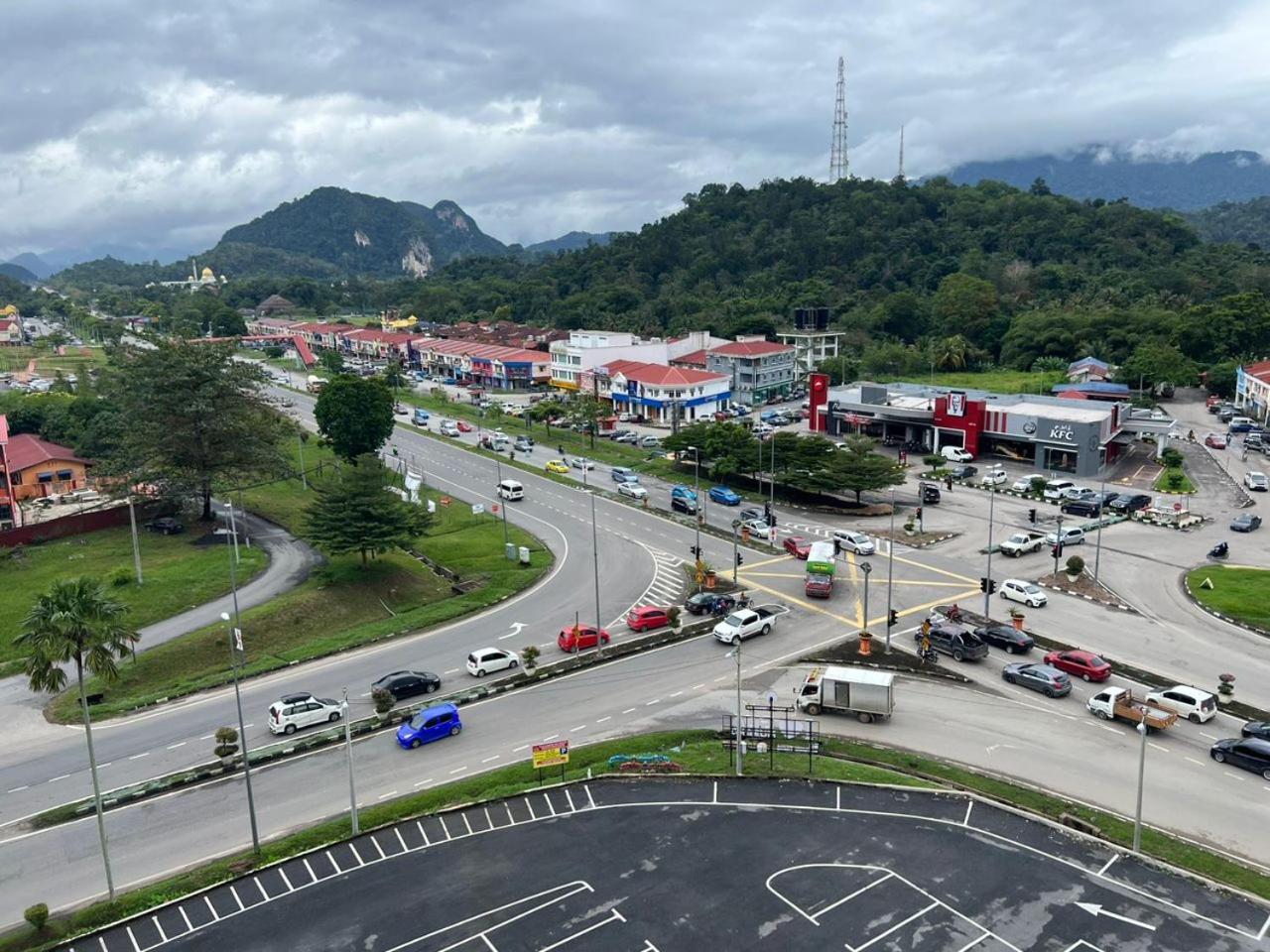 Samsara Studio Apartment At Kompleks Mutiara Gm Gua Musang Luaran gambar